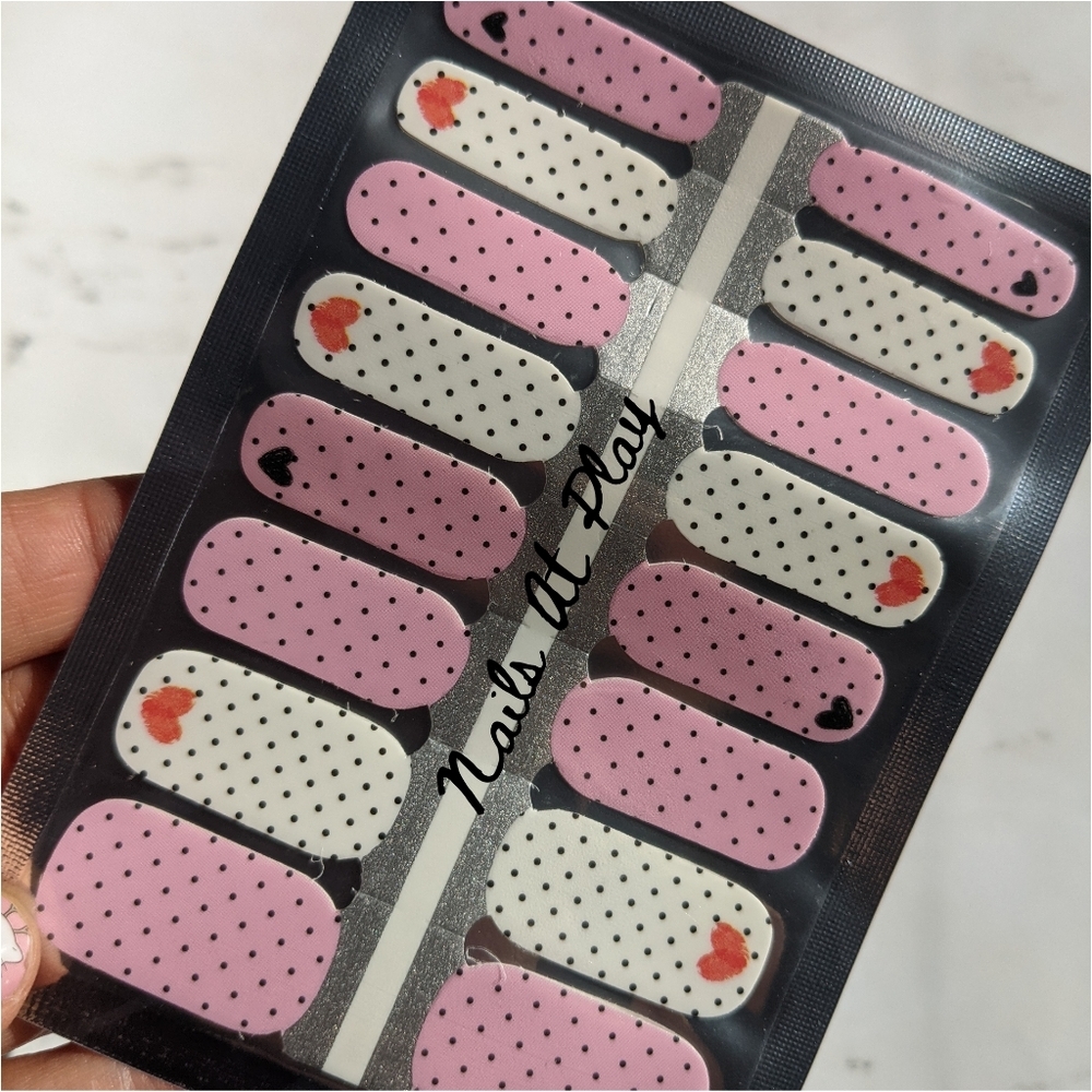 5 for $15 Nail Wraps- Twist n' Shout
